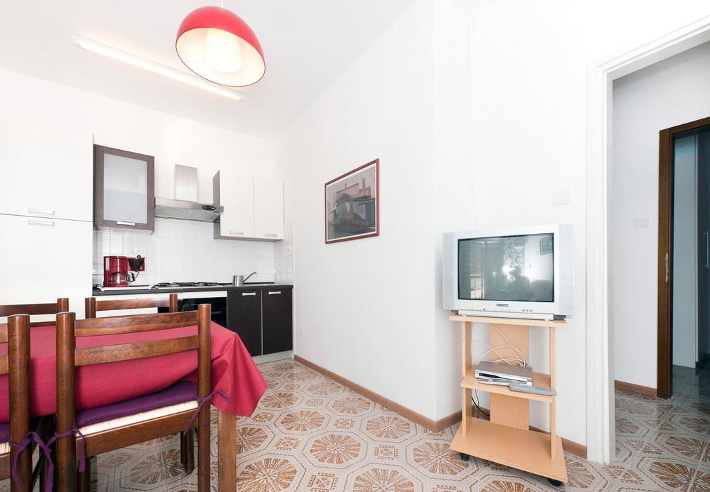 Apartments Alluro Rovinj Quarto foto